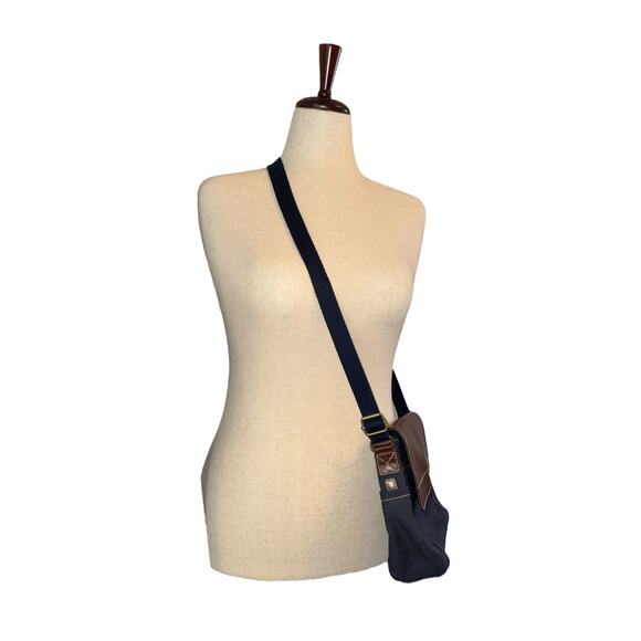 Fossil Denim and brown leather small messenger bag with adjustable crossbody - Picture 4 of 9